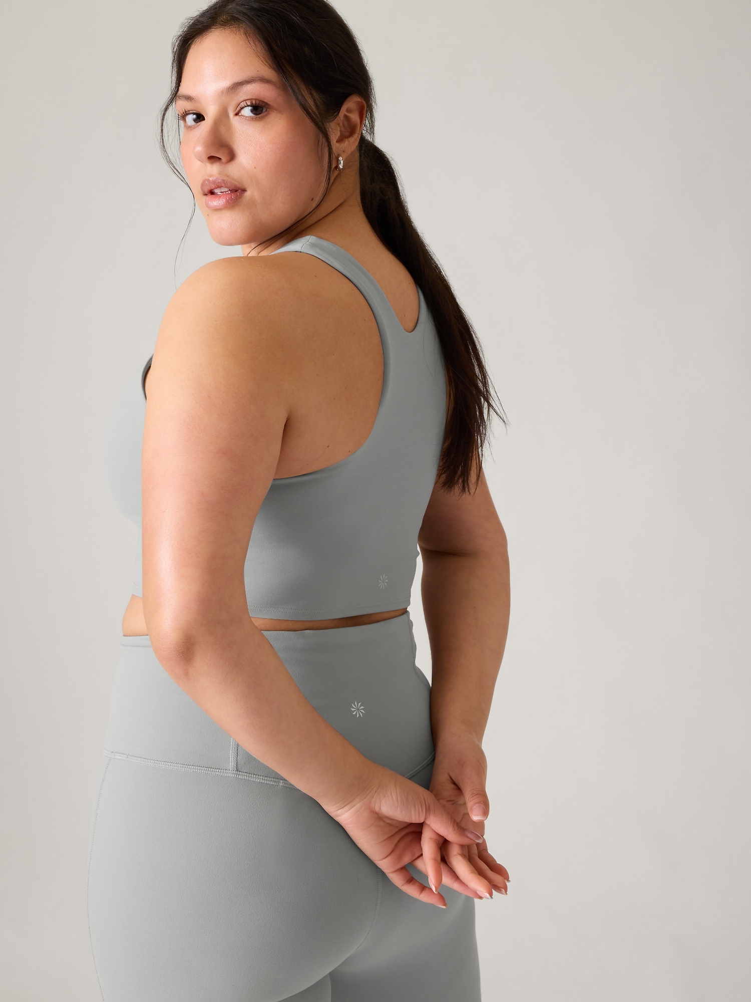 Athleta Concious Tank Crop Shirt Women's Large Yoga Top padded