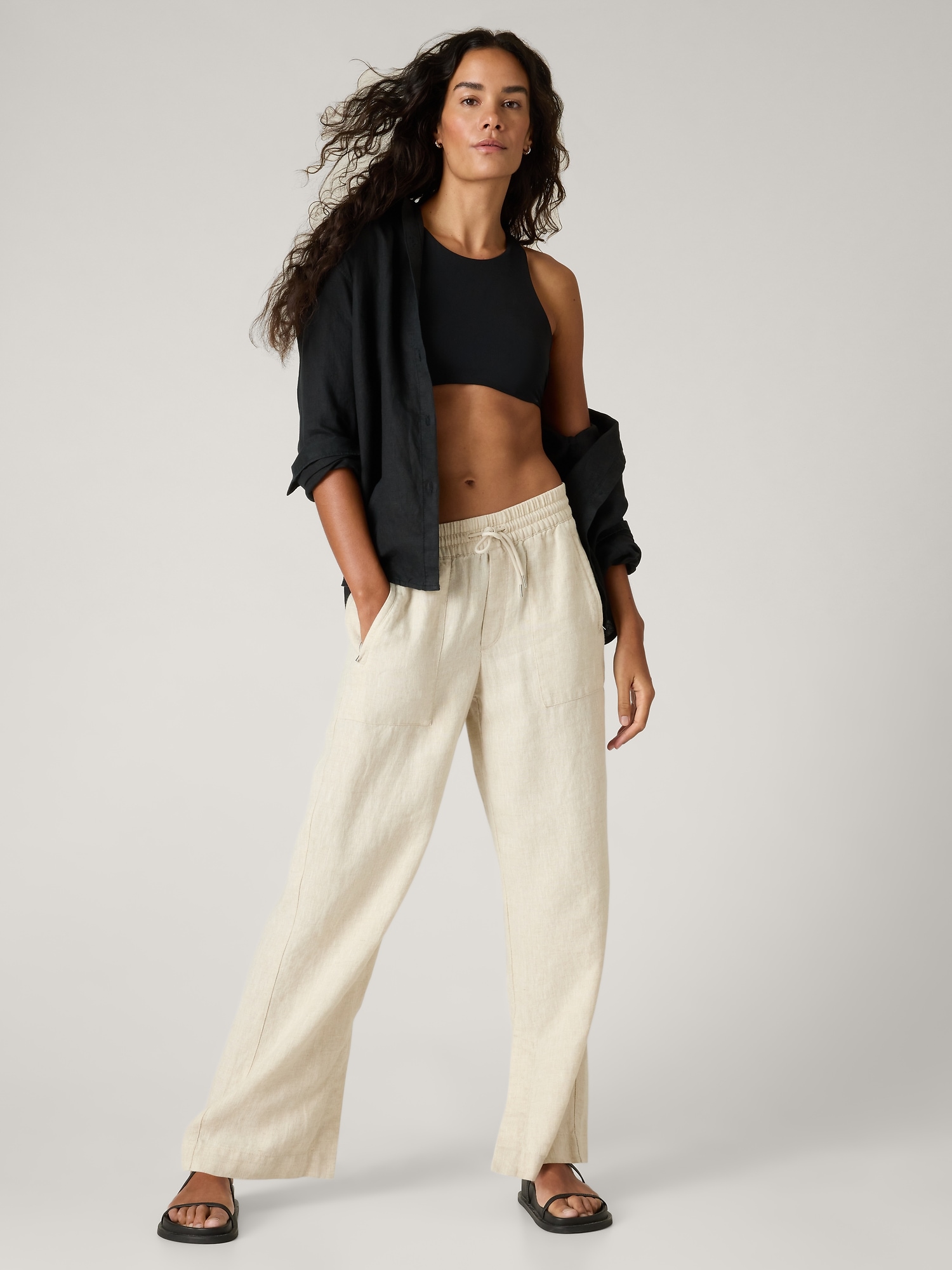 Uniqlo's £35 viral wide-leg trousers are so flattering - and they're  finally back in stock | HELLO!