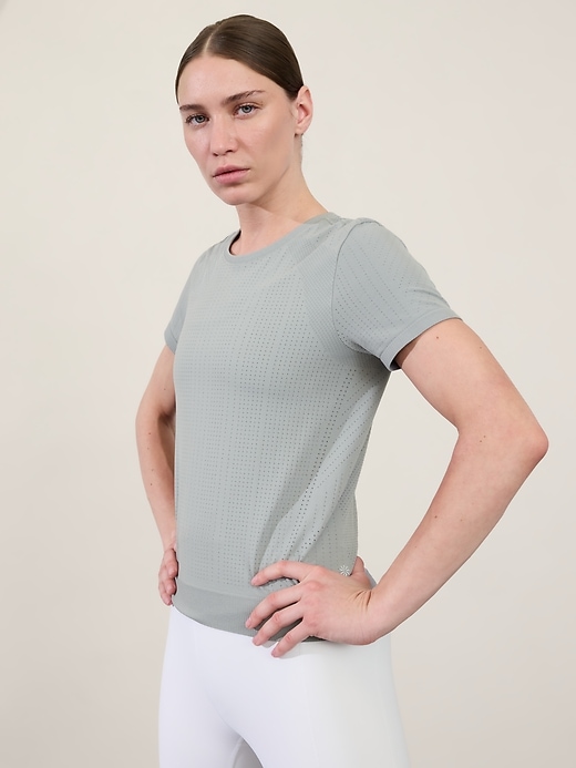 Image number 6 showing, In Motion Seamless Tee