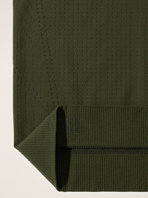 Image number 2 showing, In Motion Seamless Top