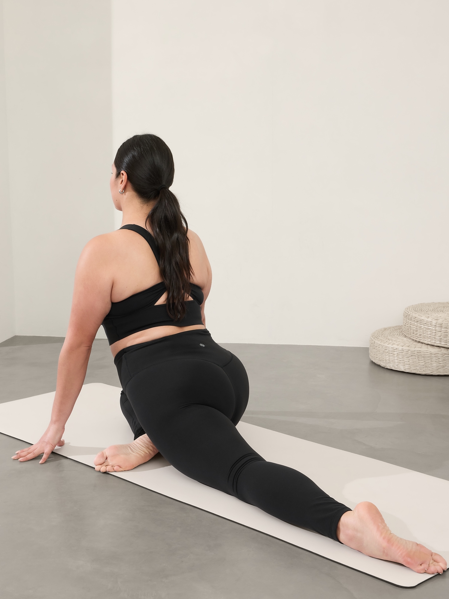 Athleta black yoga pants best sale