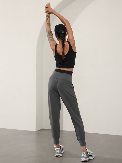 Image number 2 showing, Coaster Luxe High Rise Jogger