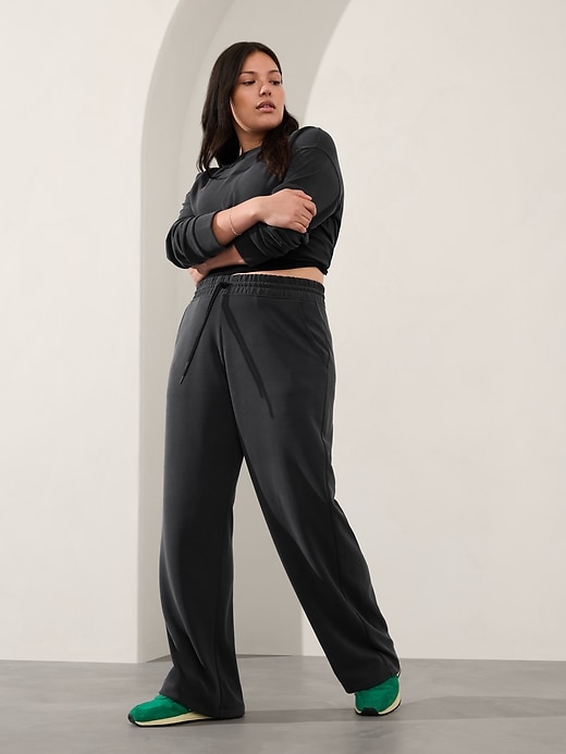 Image number 7 showing, Seasoft Mid Rise Straight Pant