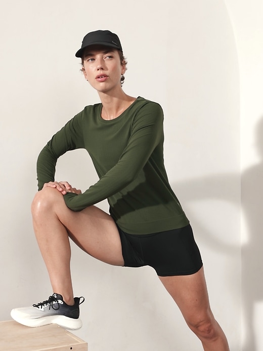 Image number 4 showing, In Motion Seamless Top
