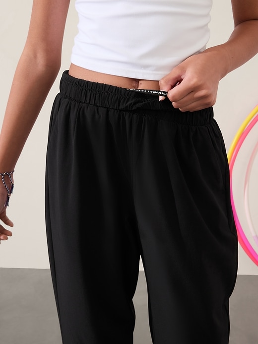 Image number 4 showing, Athleta Girl Run Free Jogger