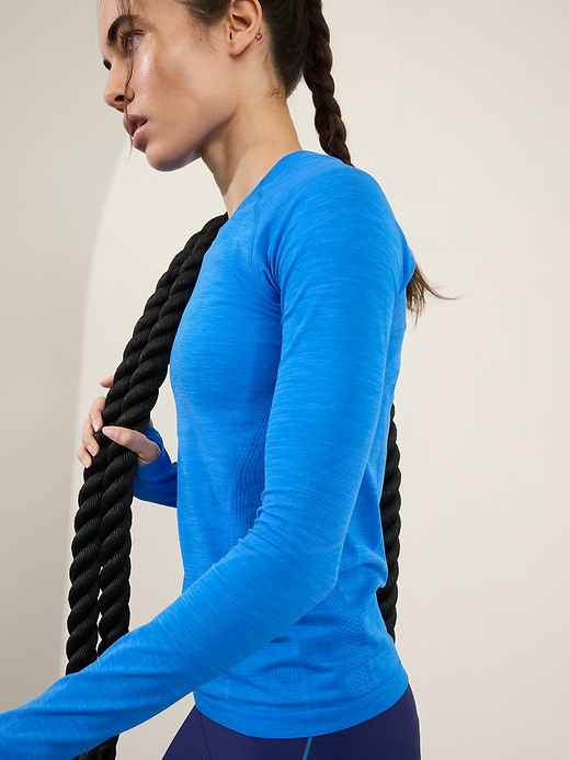 Image number 5 showing, Momentum Seamless Top