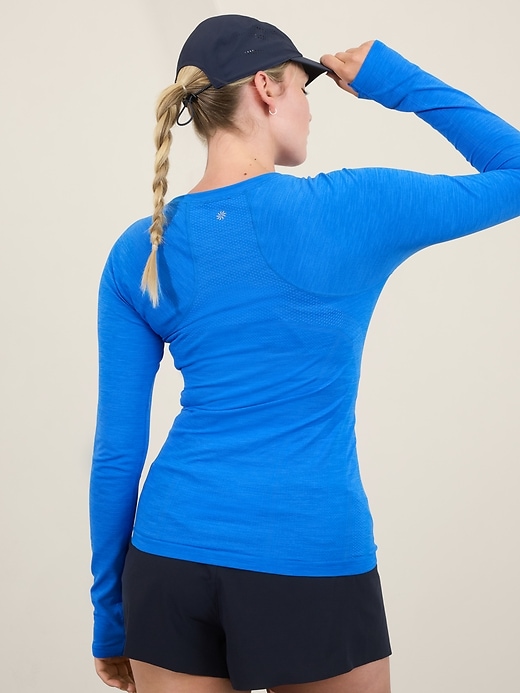 Image number 8 showing, Momentum Seamless Top