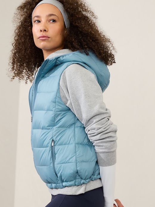 Image number 3 showing, Aire Puffer Vest