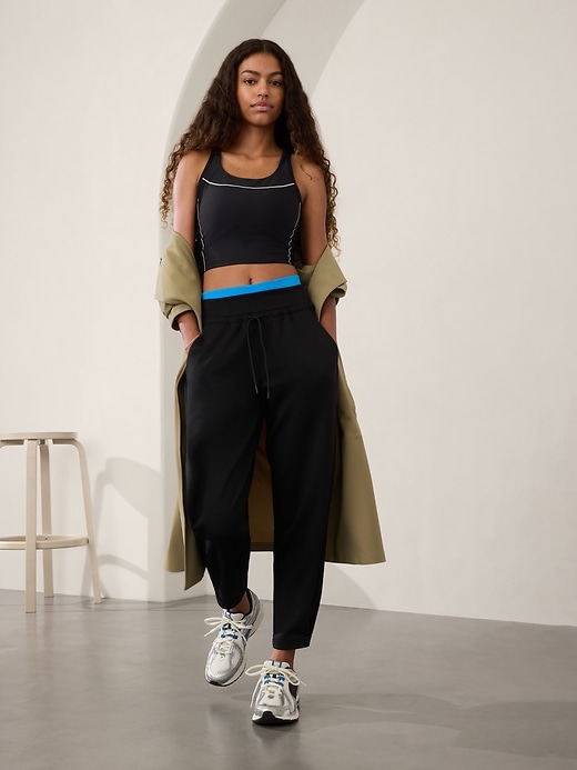 Allure Mid Rise Jogger