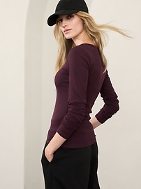Signature Rib Henley Top
