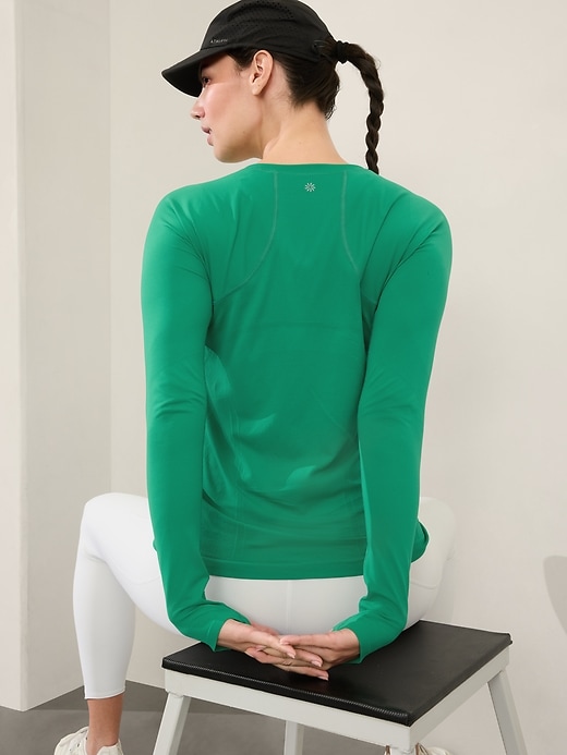 Image number 8 showing, Momentum Seamless Top