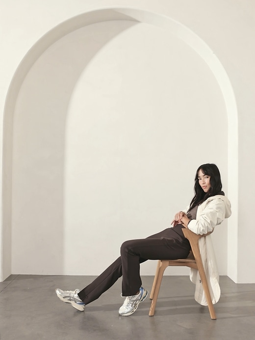 Image number 4 showing, Move Easy Split Hem Pant