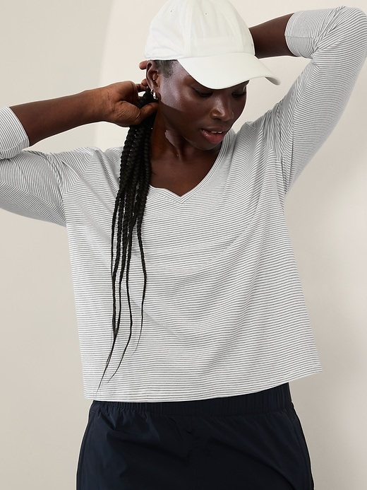 Image number 7 showing, Essential V-Neck Top