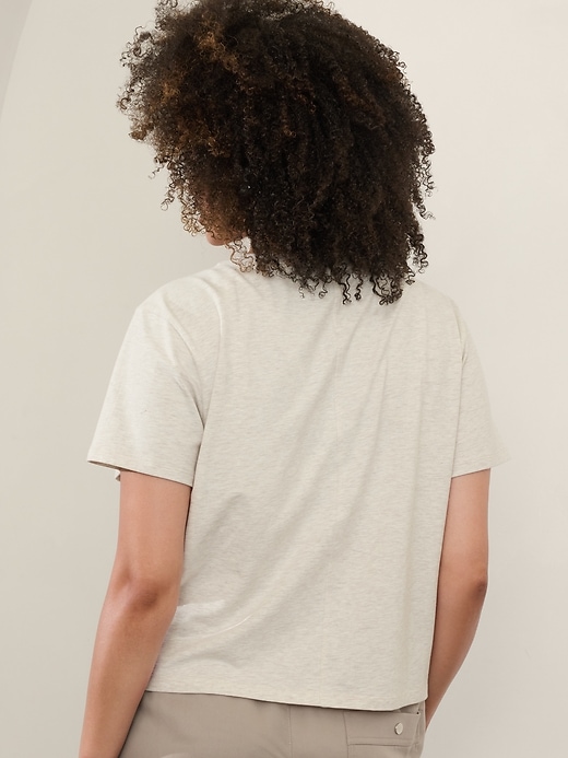 Image number 8 showing, Essential V-Neck Tee