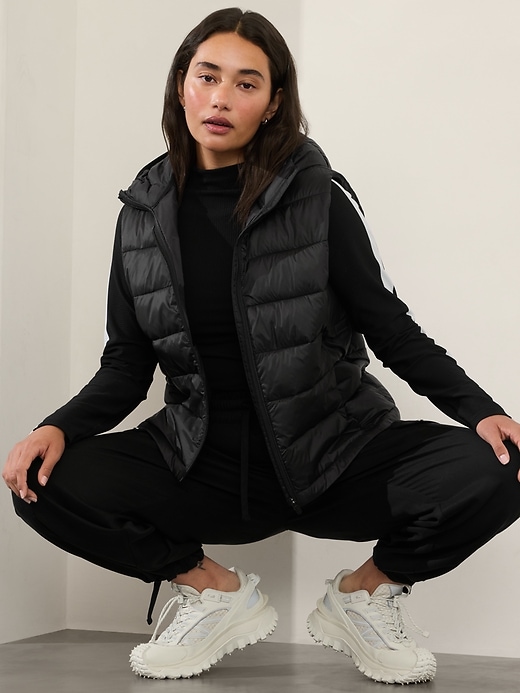 Image number 7 showing, Aire Puffer Vest