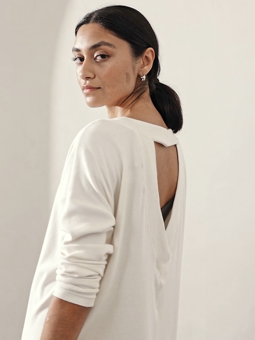 Image number 4 showing, Presence Sweatshirt