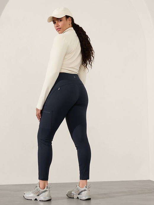 Headlands Hybrid High Rise Cargo Legging