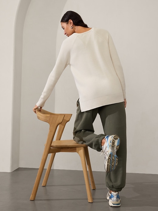 Image number 5 showing, Hanover Refined V-Neck Sweater