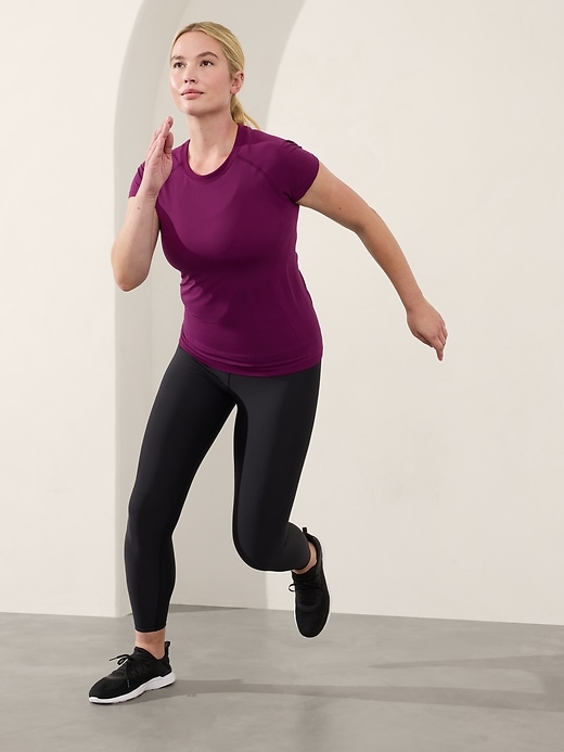 Image number 7 showing, Momentum Seamless Tee