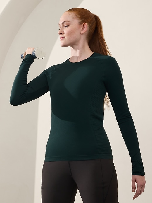 Image number 1 showing, Flurry Seamless Crewneck Top