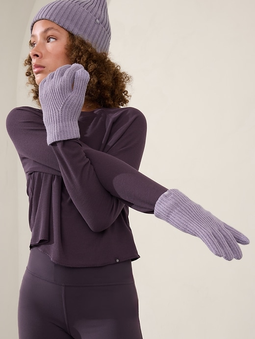 View large product image 2 of 2. Athleta Girl Chill Out Glove