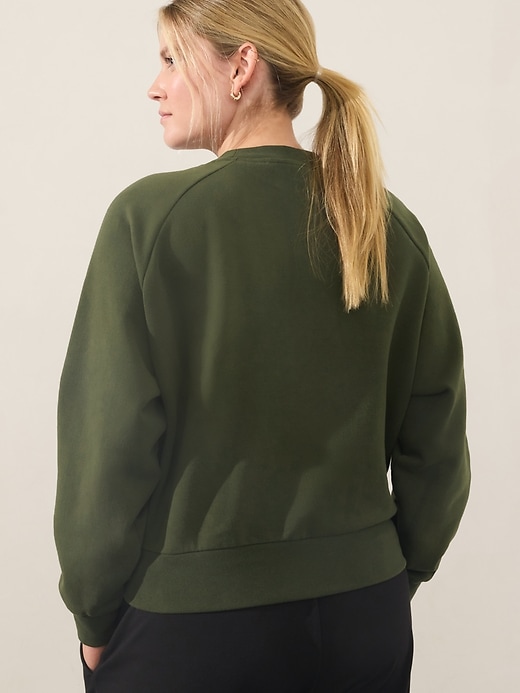 Easy Fleece Crew Sweatshirt