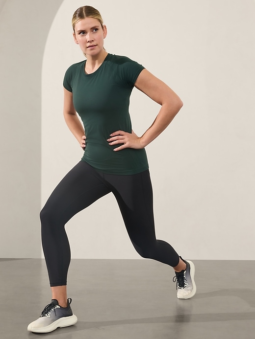 Image number 7 showing, Momentum Seamless Tee