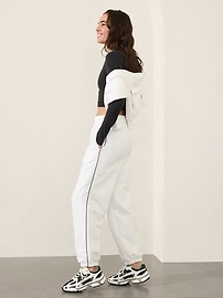 Forever Fleece High Rise Piping Jogger