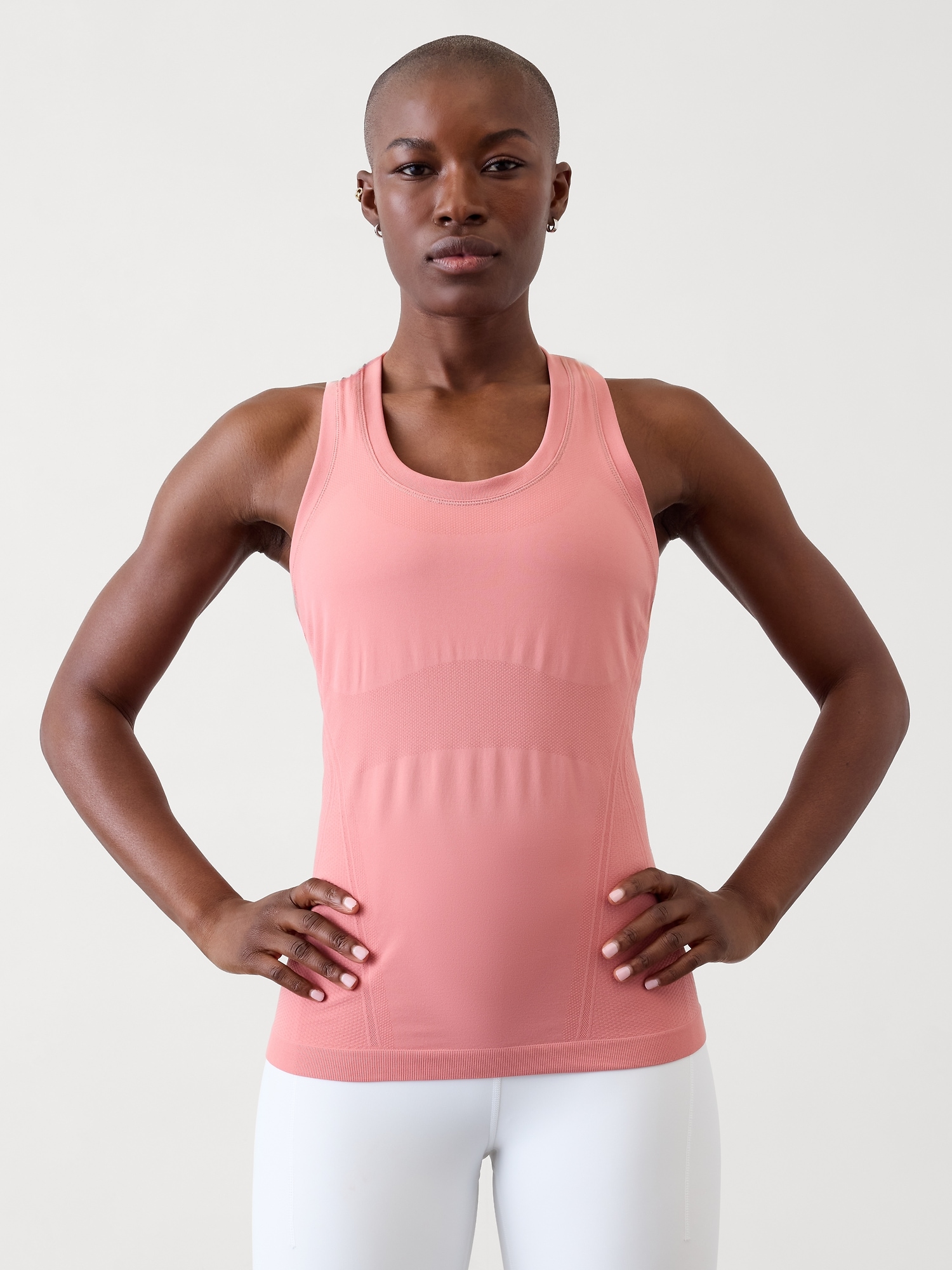 Momentum Seamless Tank