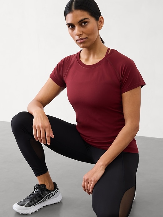 Image number 1 showing, Momentum Seamless Tee