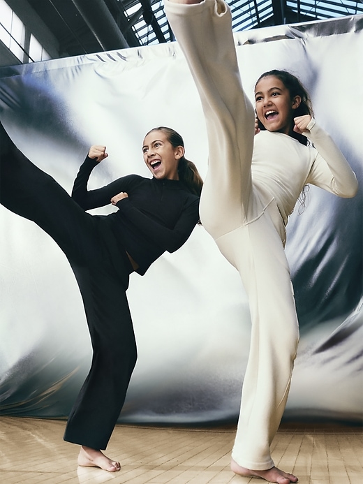 Image number 7 showing, Athleta Girl Power Up Half Zip Top