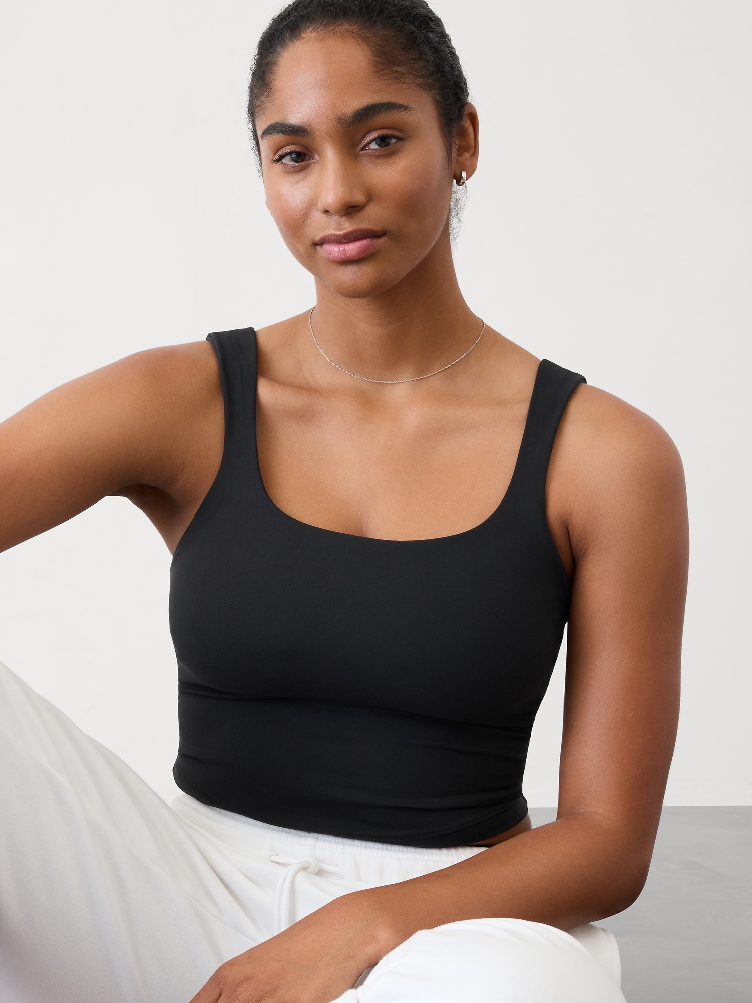 Transcend Square Neck Crop Bra D-DD