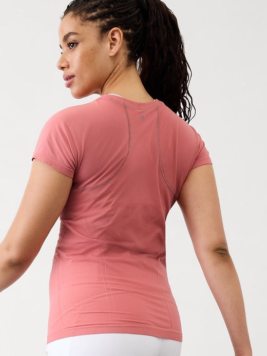 Image number 3 showing, Momentum Seamless Tee