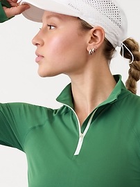 Momentum Seamless Crop Half Zip