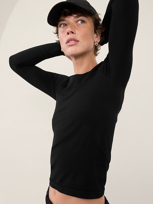 Image number 1 showing, Renew Seamless Crewneck Top