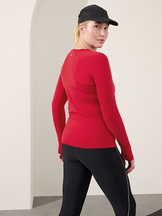 Image number 3 showing, Momentum Seamless Top