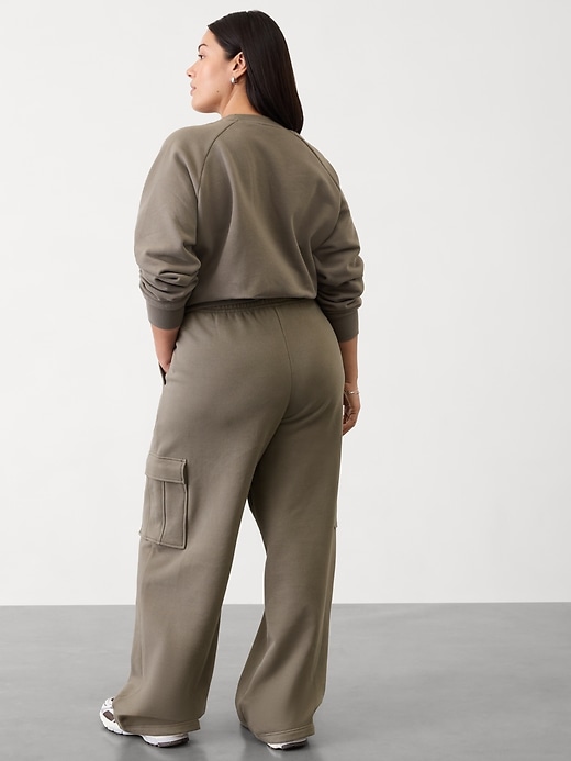 Image number 7 showing, Easy Fleece Mid Rise Straight Cargo Pant