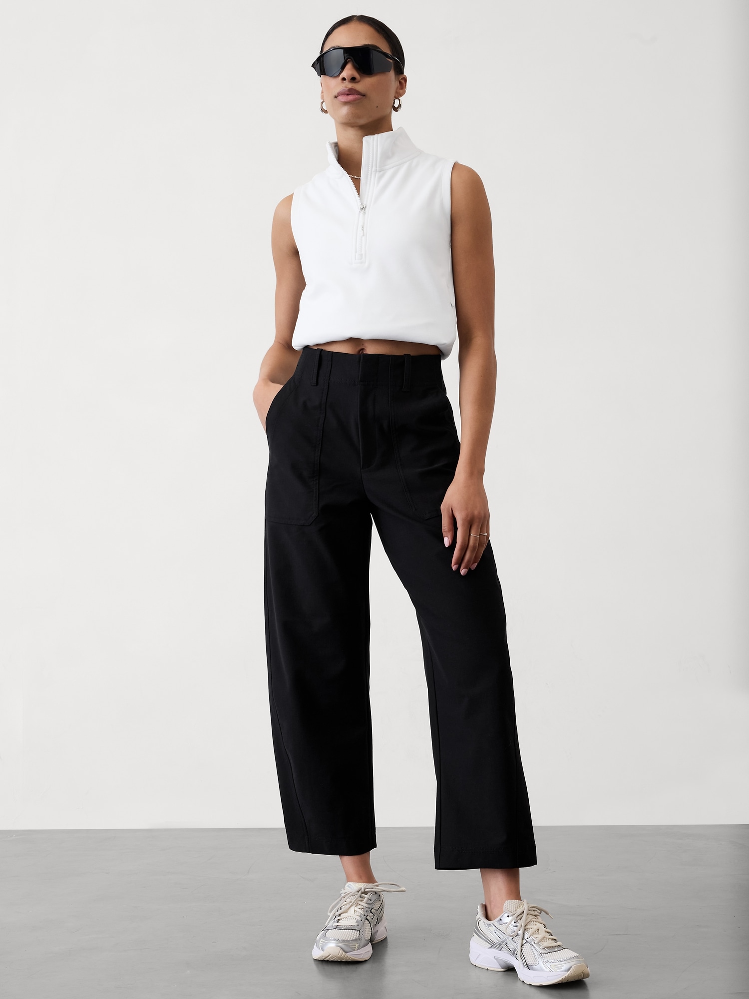ATHLETA SKYLINE HIGH RISE BARREL LEG PANT