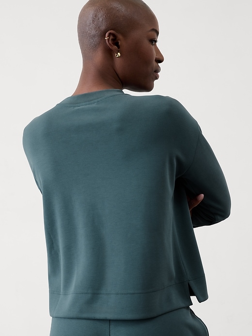 Image number 6 showing, Seasoft Crewneck Sweatshirt