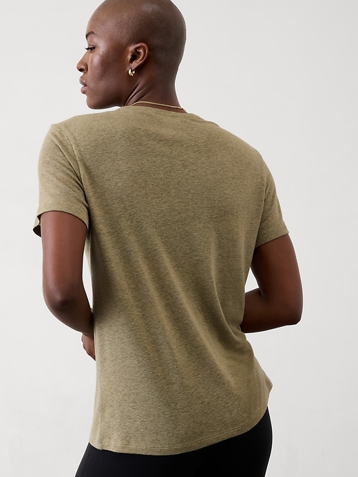 Image number 2 showing, Getaway Linen Blend Tee