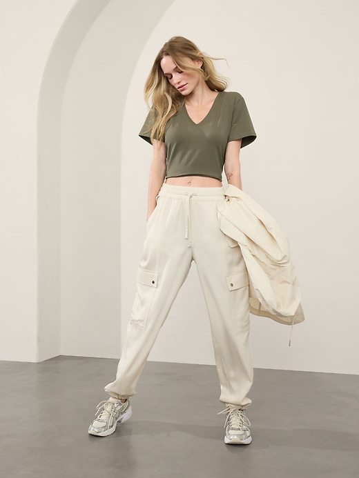 Image number 8 showing, Essential V-Neck Tee