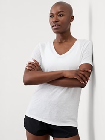 Getaway Linen Blend V-Neck Tee