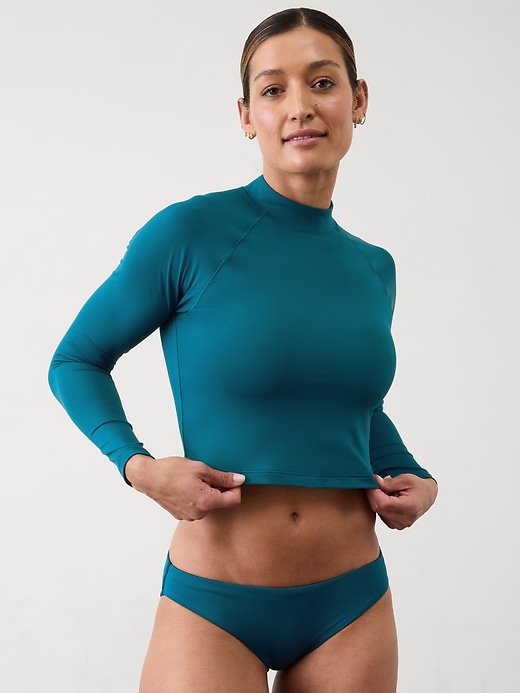 Image number 1 showing, North Point Crop Rashguard