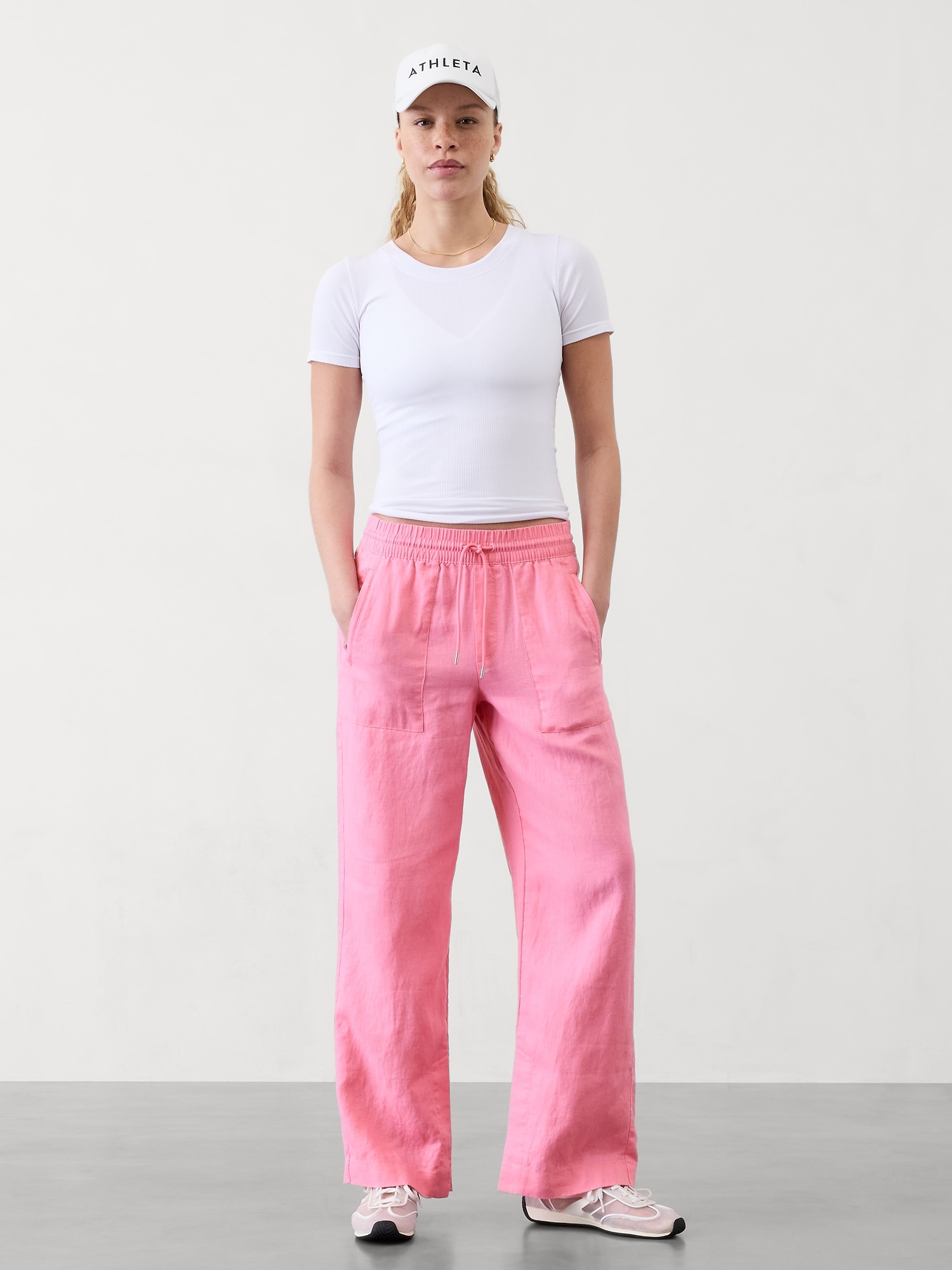 Retreat Linen Mid Rise Wide Leg Pant