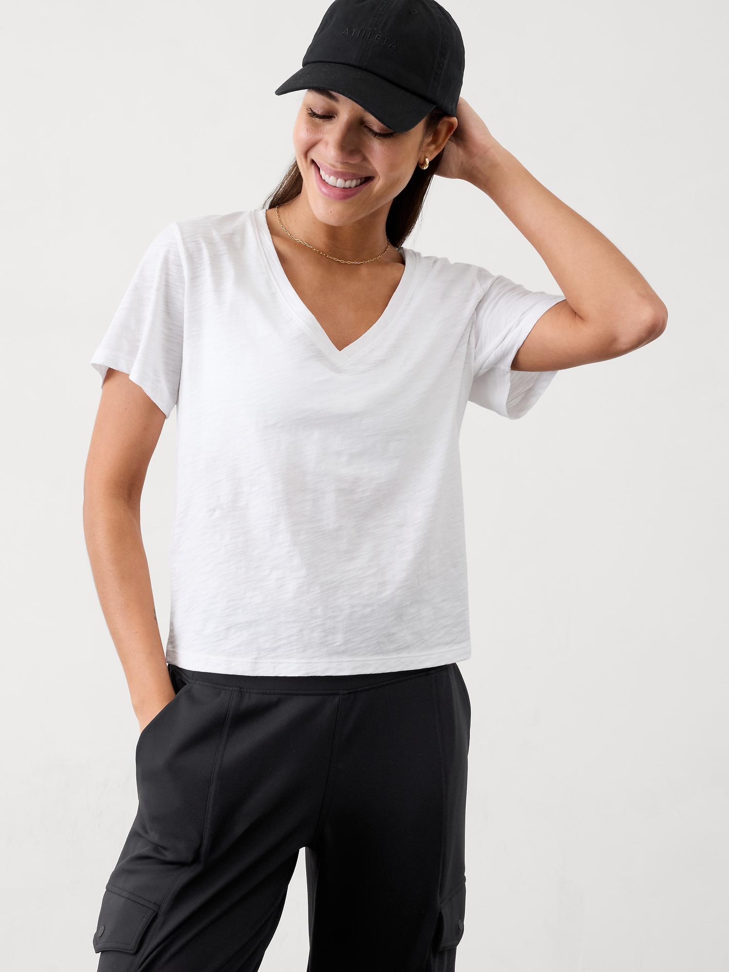 Essential Slub V-Neck Tee