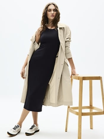 Luna Trench