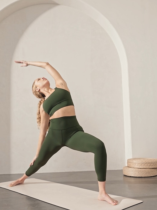Image number 4 showing, Warrior Twist Longline Sports Bra D-DD