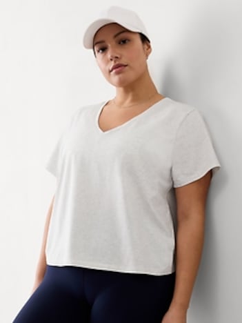 Essential V-Neck Tee