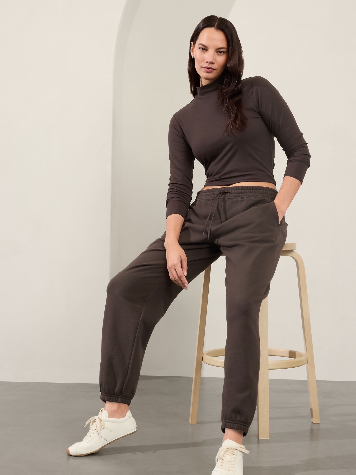 Easy Fleece Mid Rise Jogger