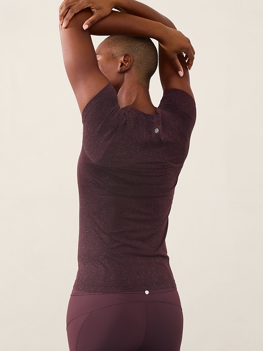 Image number 7 showing, Momentum Seamless Tee